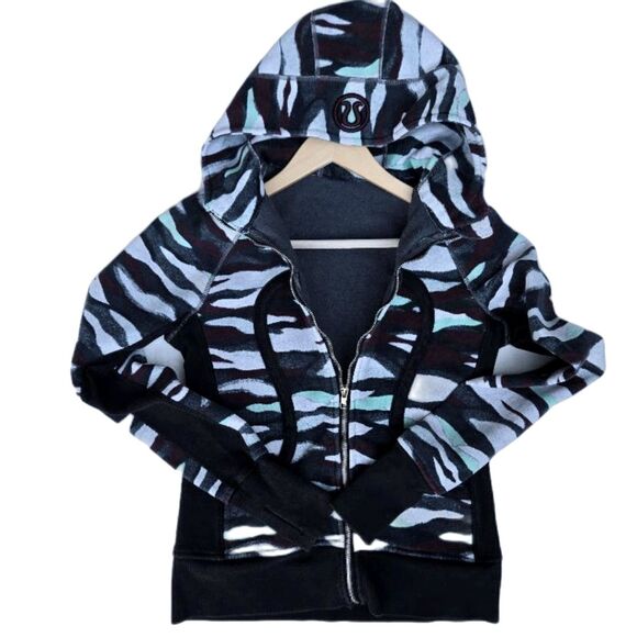 Lululemon Cult-Favorite Scuba Hoodie Women’s Size 6 Multi Camo Cotton Fleece - Picture 4 of 10